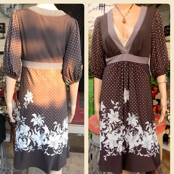 Y2K BCBG Max Azaria Midi Dress. EUC- Boho, 70s style, 3/4 sleeves. Size M - Picture 3 of 11